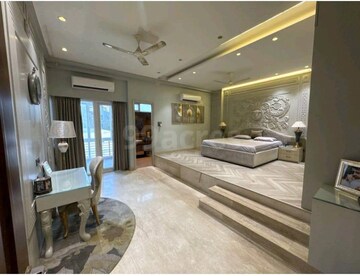 Living Room in 3 BHK Builder Floor at Sector 31 – for Rent