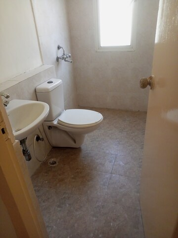 Bathroom in 3.5 BHK Apartment at Jaypee Greens Kosmos, Sector 134 – for Sale