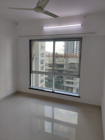 2 BHK Apartment For Sale in Goregaon West