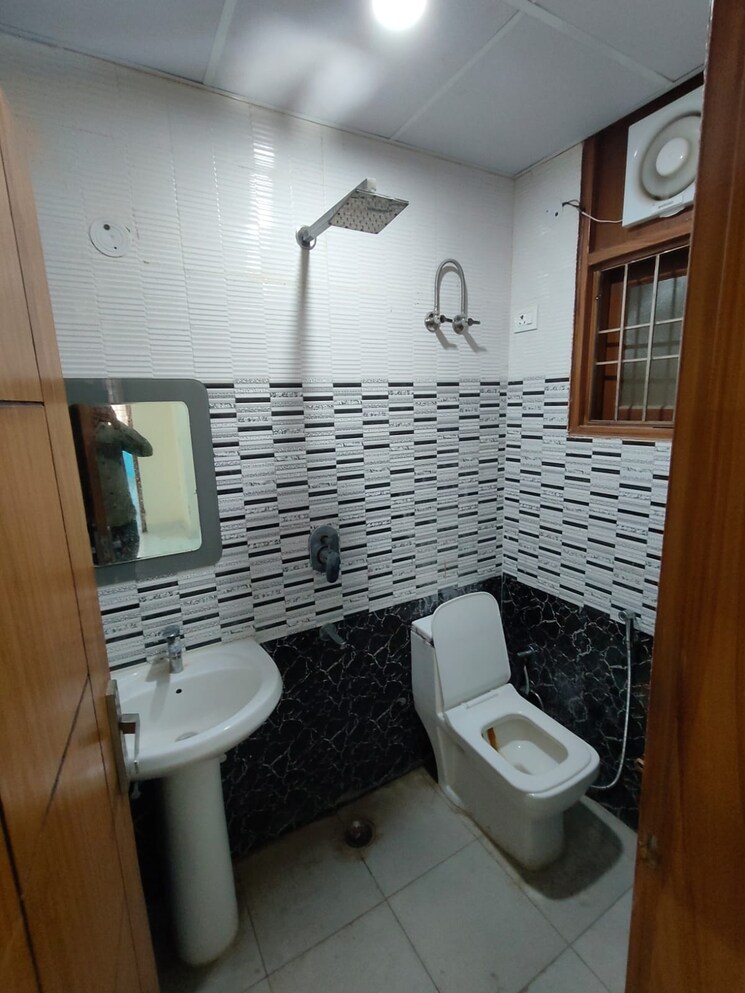 Master Bedroom, malviya nagar 3 Bedroom 1000 Sq.Ft. Builder Floor In Malviya Nagar Delhi 8309796