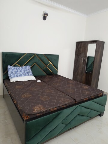 Furnished Amenities in 1 BHK Builder Floor at Sahastradhara Road – for Rent