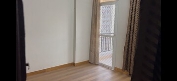 Room in 4 BHK Apartment at Panchsheel Villas, Sector 16 Greater Noida – for Sale