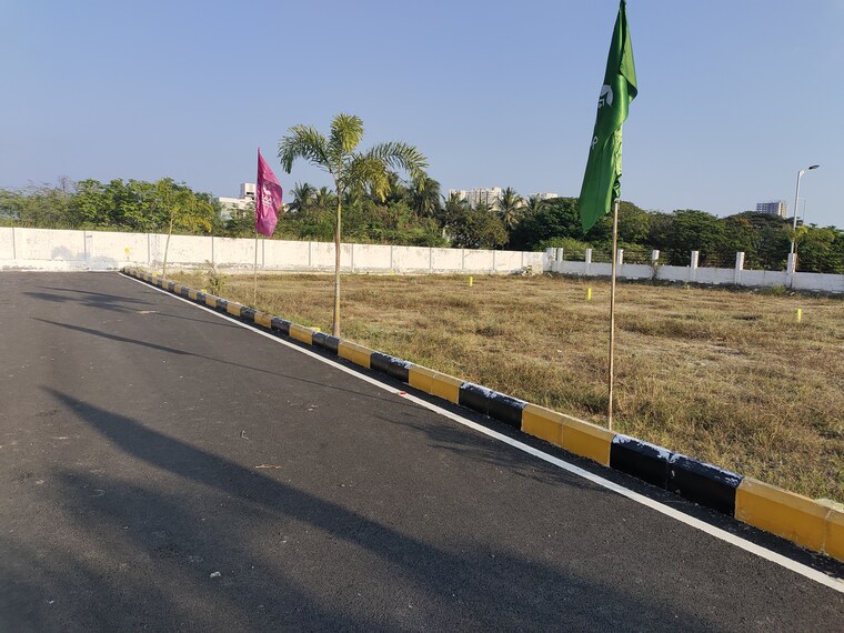 undefined, navalur  950 Sq.Ft. Plot In Navalur Chennai 8309877