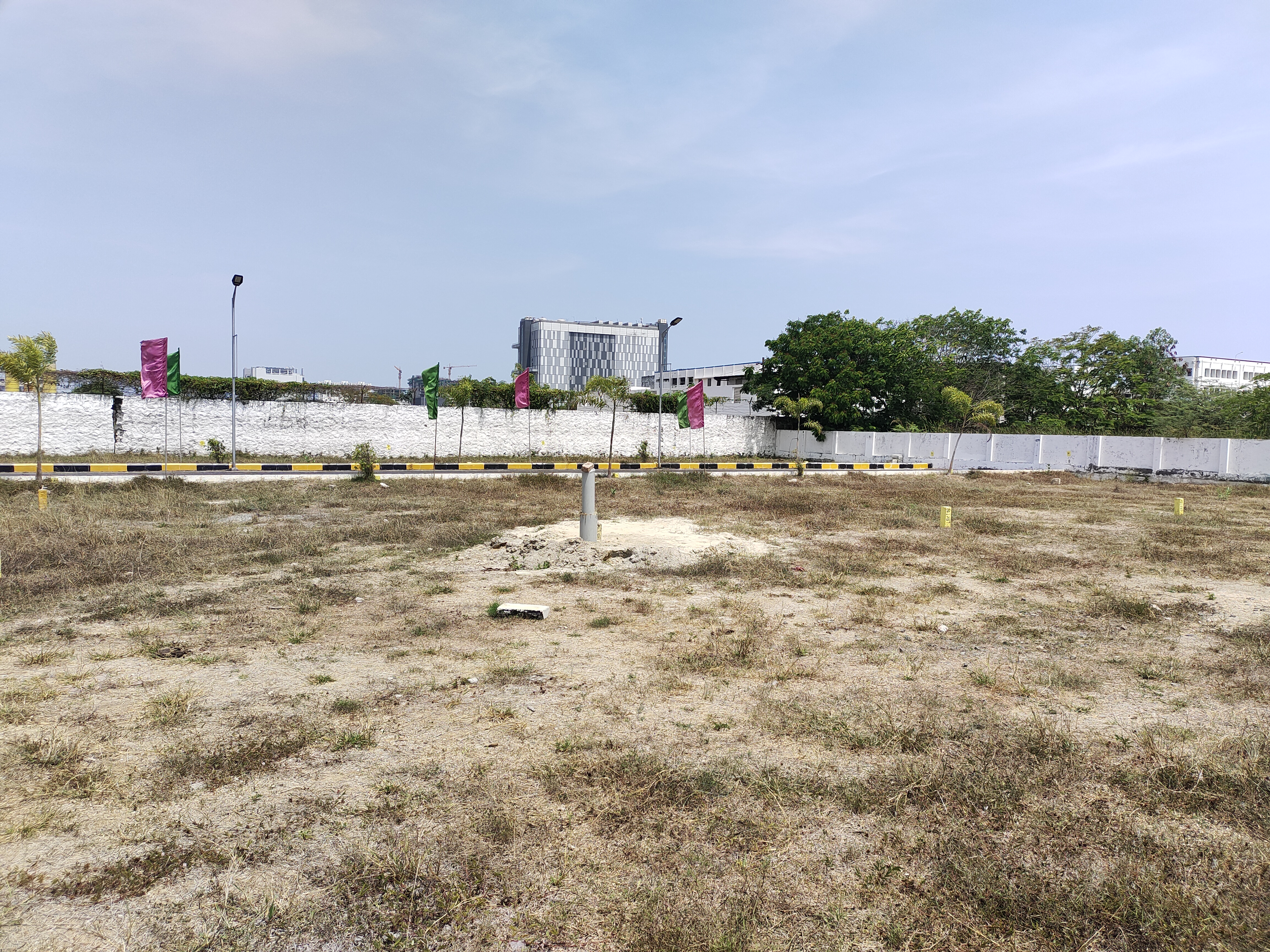 Plot For Sale in Serasa Avenue 