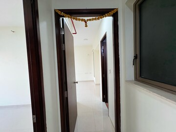 Building Lobby in 2 BHK Apartment at Kalpataru Paramount, Kapur Bawdi – for Rent
