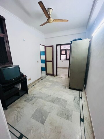 1 BHK Builder Floor For Rent in Khirki Extension