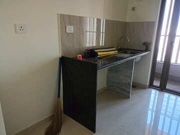 Kitchen in 2 BHK Apartment at Kalpataru Paramount, Kapur Bawdi – for Rent