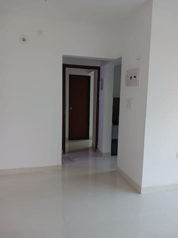 2 BHK Apartment For Resale in Vaibhav CHS Goregaon Goregaon West Mumbai  8310054