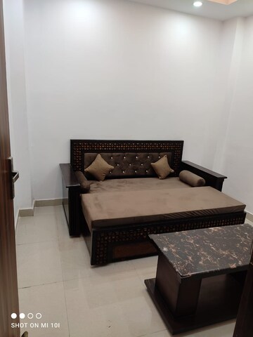 Bedroom in 1 BHK Builder Floor at Sector 27 – for Rent