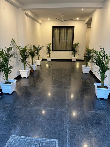 Gym in 1 BHK Builder Floor at Sector 27 – for Rent