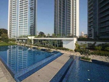 Swimming Pool in 4 BHK Apartment at Oberoi Realty Esquire, Goregaon East – for Sale