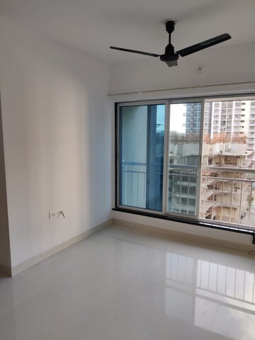 Room in 2 BHK Apartment at Goregaon West – for Sale