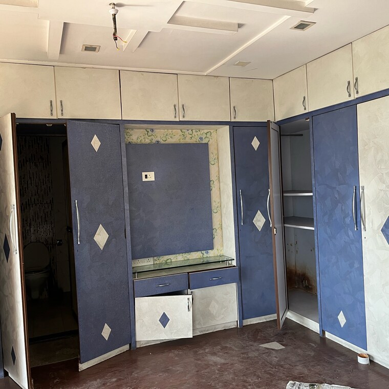 Room, kshitij-chs-sanpada 5 Bedroom 2900 Sq.Ft. Apartment In Palm Beach Navi Mumbai 8310280