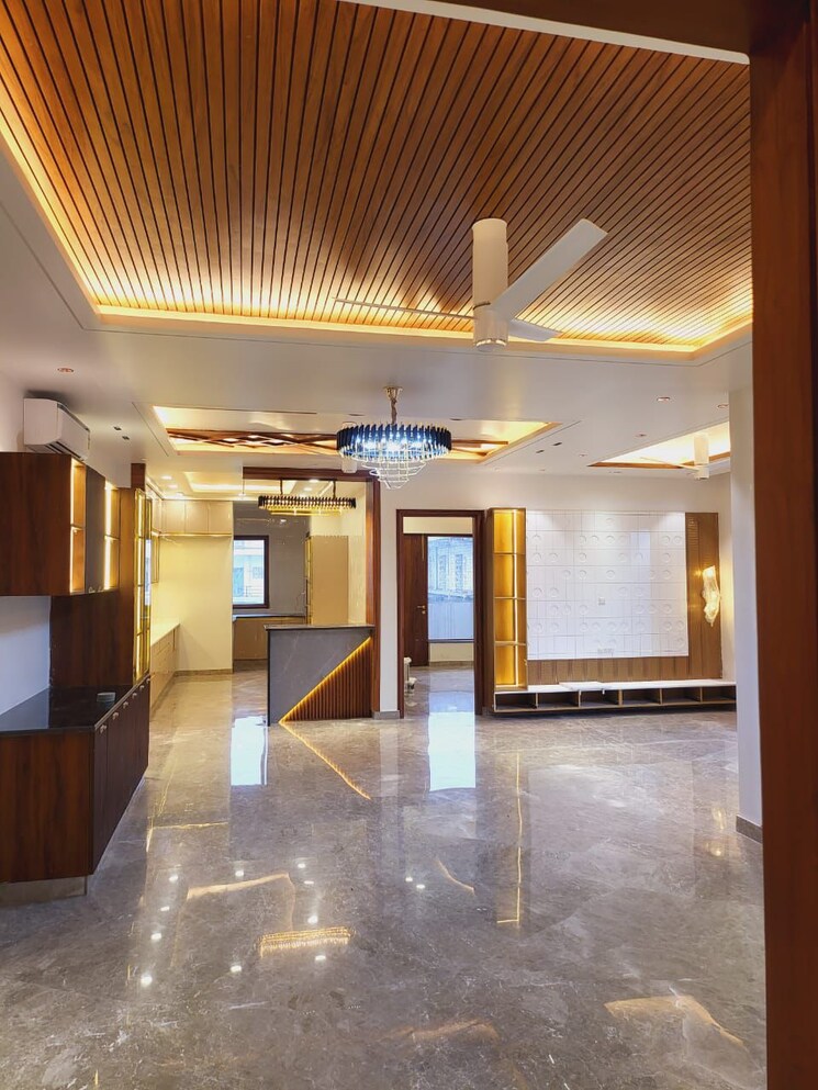 Living Room, bptp-park-central 3 Bedroom 250 Sq.Yd. Builder Floor In Sector 85 Faridabad 8310168