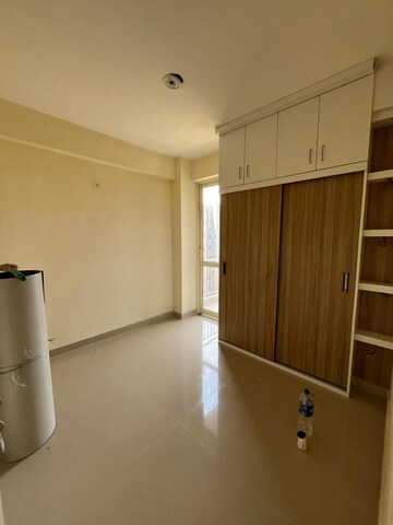 Furnished Amenities in 3 BHK Apartment at Conscient Habitat Residences, Sector 78 – for Rent