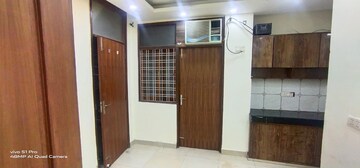 Room in 2 BHK Builder Floor at Malviya Nagar – for Rent