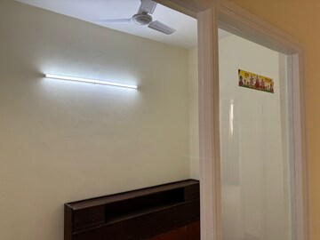 Room in 3 BHK Apartment at Orchid Island, Sector 51 – for Rent