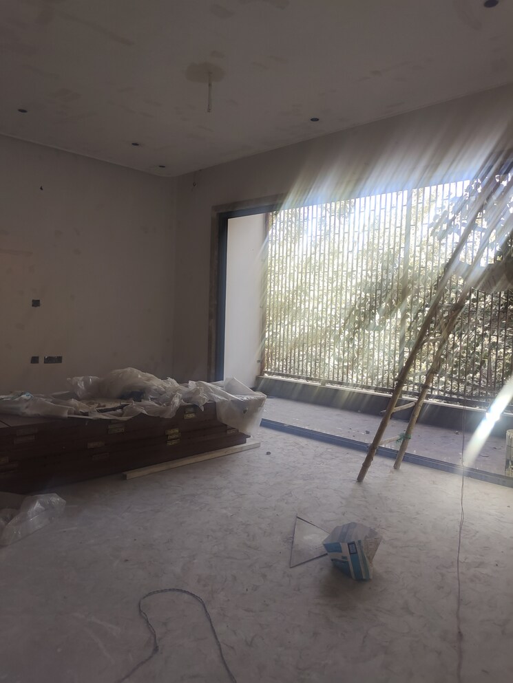 Bedroom, chittaranjan park 3 Bedroom 1800 Sq.Ft. Builder Floor In Chittaranjan Park Delhi 8310277