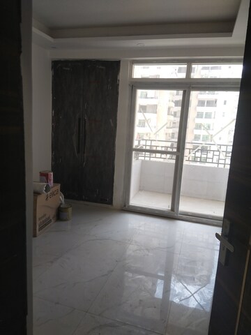 2 BHK Apartment For Rent in Amrapali Golf Homes, Sector 4, Greater Noida