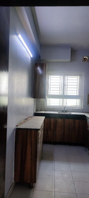 Kitchen in 4 BHK Builder Floor at BPTP Parkland Pride, Sector 77 – for Sale
