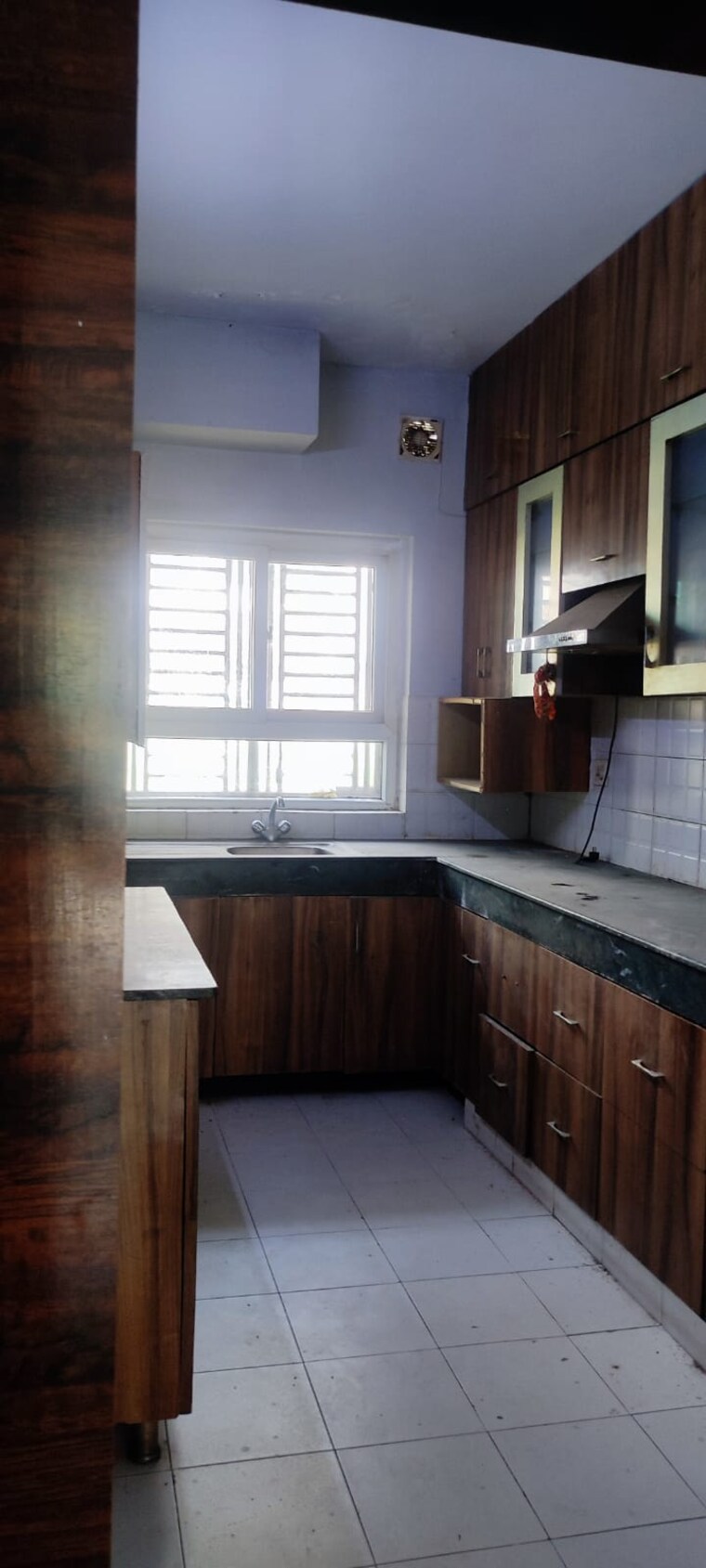 Kitchen, bptp-parkland-pride 4 Bedroom 250 Sq.Yd. Builder Floor In Sector 77 Faridabad 8310381