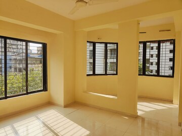 Room in 1 BHK Apartment at Seawoods – for Sale