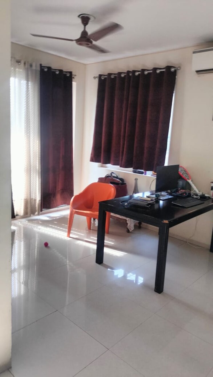 Master Bedroom, bptp-parkland 3 Bedroom 180 Sq.Yd. Builder Floor In Sector 75 Faridabad 8310423