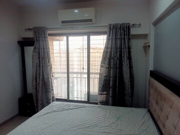 Bedroom in 2 BHK Apartment at Unique Ivana, Mira Road – for Rent