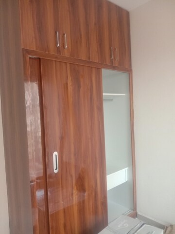 Furnished Amenities in 3 BHK Apartment at Mahagun Mywoods, Sector 16c Greater Noida – for Rent