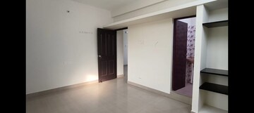 Room in 2 BHK Apartment at Guduvanchery – for Sale