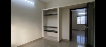 Room in 2 BHK Apartment at Guduvanchery – for Sale