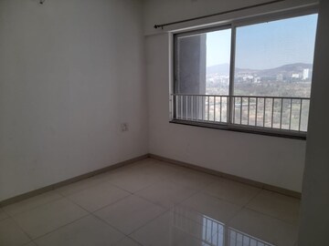 Room in 3 BHK Apartment at Godrej 24, Hinjewadi – for Rent