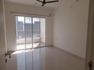 Room in 3 BHK Apartment at Godrej 24, Hinjewadi – for Rent