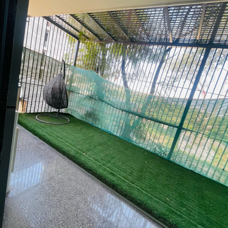 Balcony, ss-aaron-ville 3.5 Bedroom 192 Sq.Yd. Builder Floor In Dhani Gurgaon 8310752