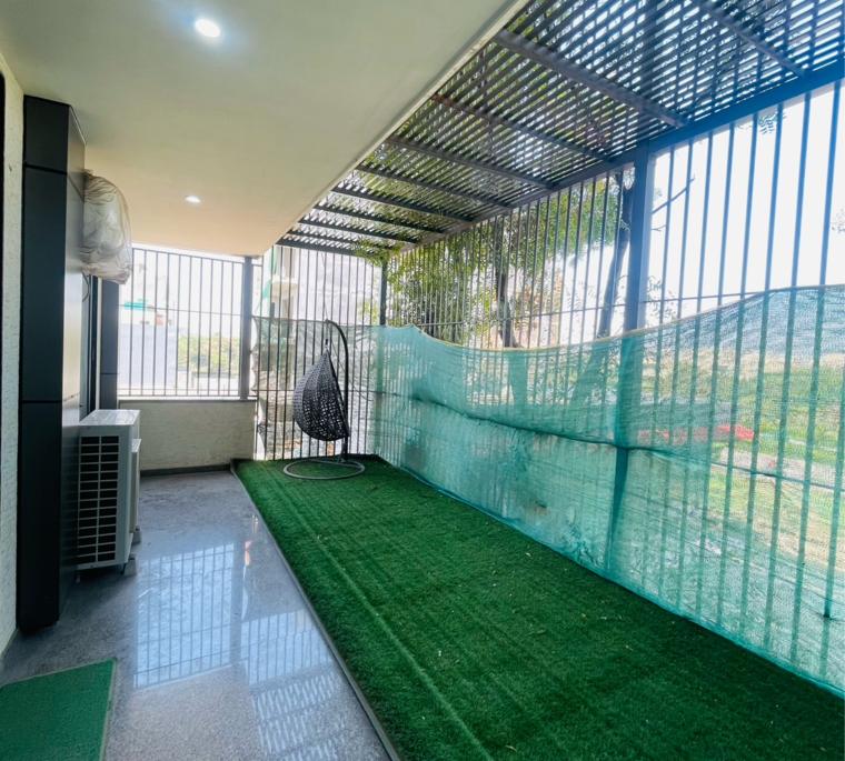 Balcony, ss-aaron-ville 3.5 Bedroom 192 Sq.Yd. Builder Floor In Dhani Gurgaon 8310752