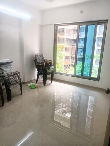 Room in 2 BHK Apartment at Vastu Complex, Andheri East – for Sale