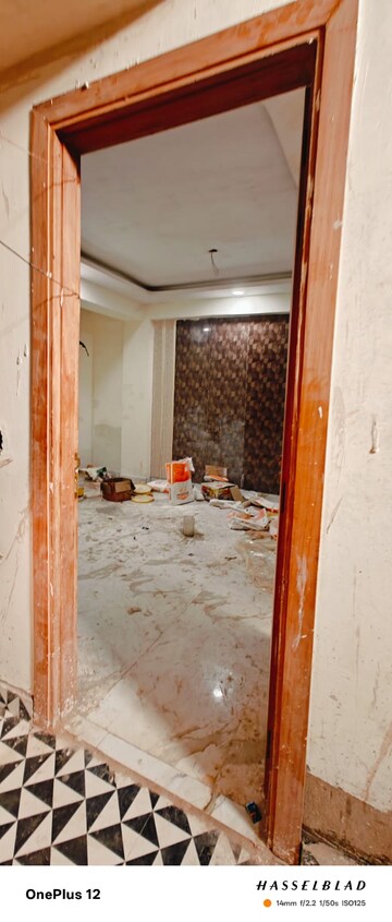 Bedroom in 2 BHK Builder Floor at Sector 73 – for Sale