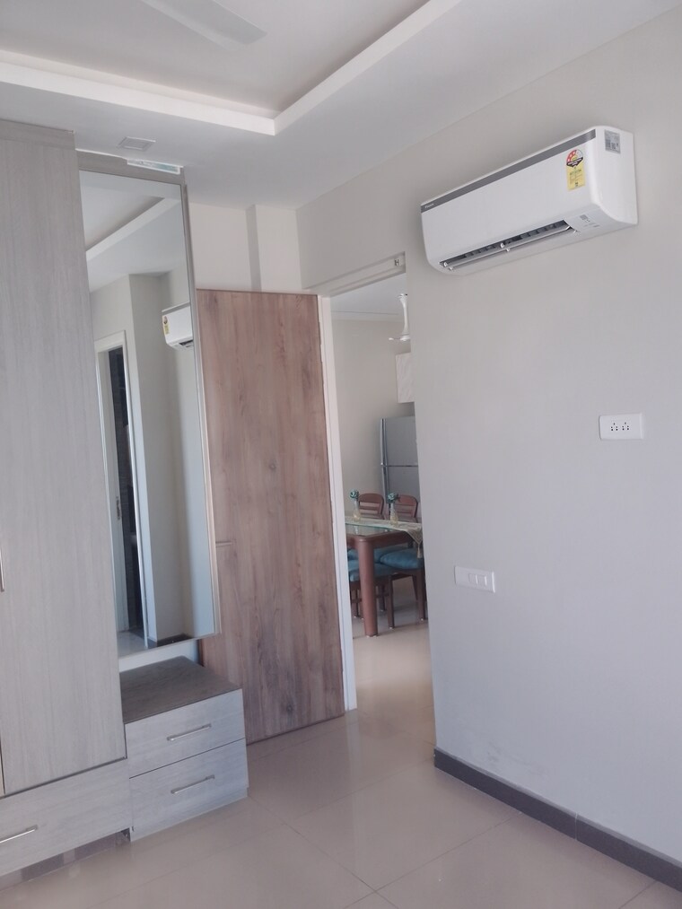 Room, ludhiana chandigarh hwy 3 Bedroom 133 Sq.Yd. Apartment In LudhianA Chandigarh Hwy Mohali 8311091