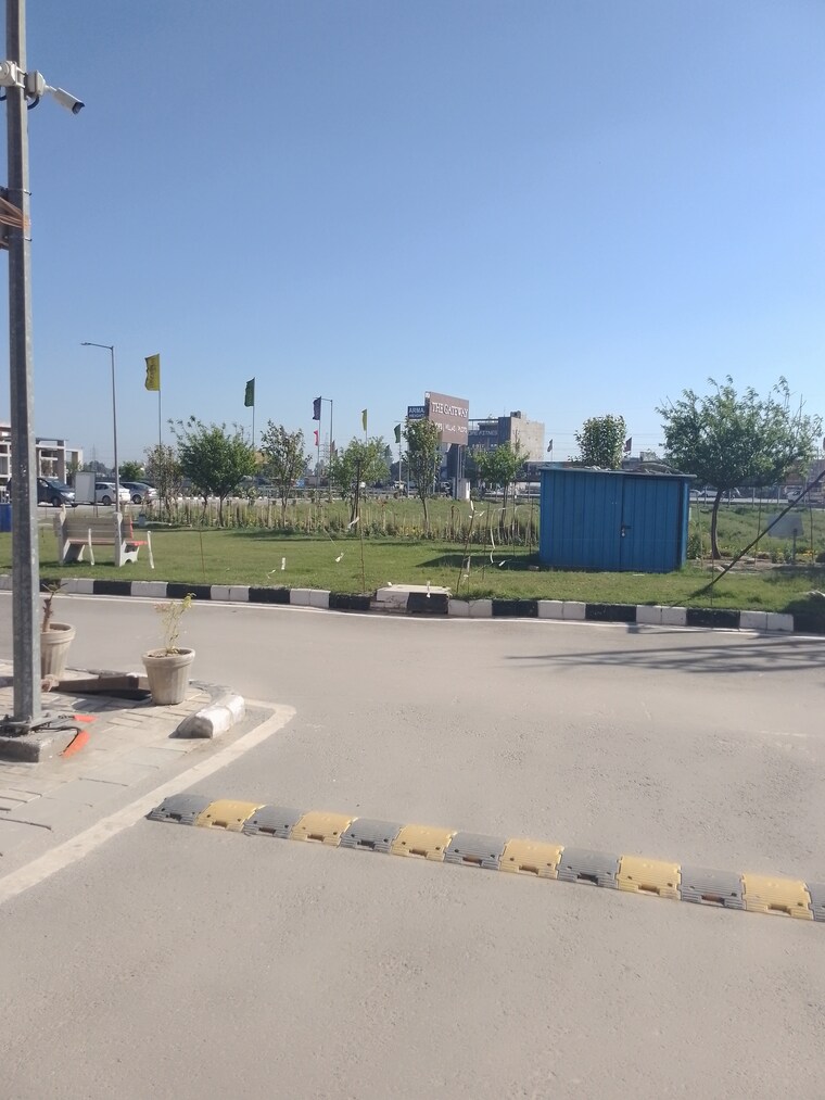 Exterior View, ludhiana chandigarh hwy 3 Bedroom 133 Sq.Yd. Apartment In LudhianA Chandigarh Hwy Mohali 8311091