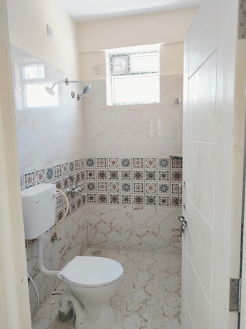 Bathroom in 2 BHK Apartment at Sampangi Rama Nagar – for Rent