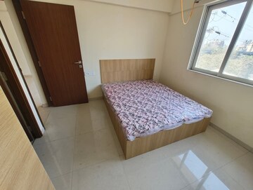 Bedroom in 2 BHK Apartment at Pushkaraj Sadan, Wadala West – for Rent