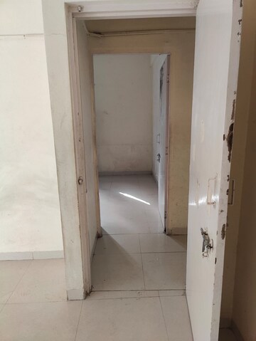 Bathroom in 2 BHK Apartment at Kondhwa – for Rent