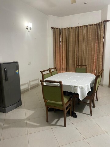 Living Room in 3 BHK Villa at Sector 70 – for Rent