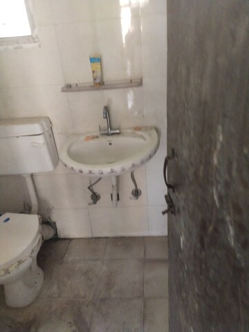 Bathroom in 3 BHK Apartment at Amrapali Golf Homes, Sector 4, Greater Noida – for Rent