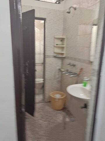 Bathroom in 1 BHK Builder Floor at Lajpat Nagar 4 – for Rent