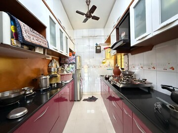 Kitchen in 2 BHK Apartment at Seawoods – for Sale