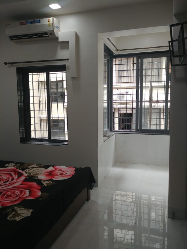 Room, peddar road 1.5 Bedroom 795 Sq.Ft. Apartment In Peddar Road Mumbai 8311551