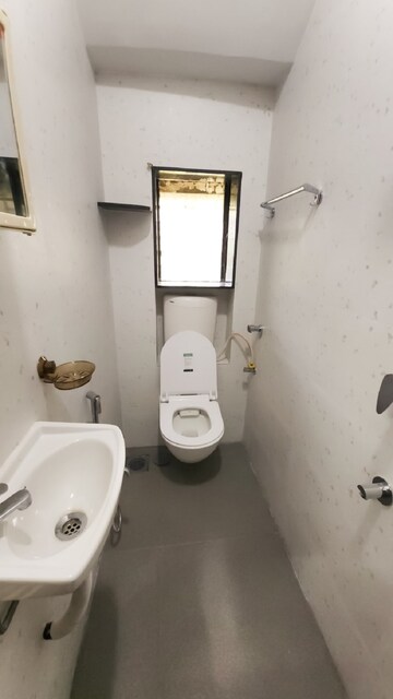 Bathroom in 1 RK Apartment at Bandra West – for Rent