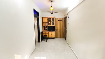 1 RK Apartment For Rent in Bandra West