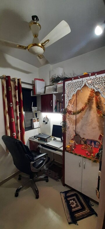 Bedroom in 2 BHK Apartment at Tirupati Campus, Tingre Nagar – for Rent